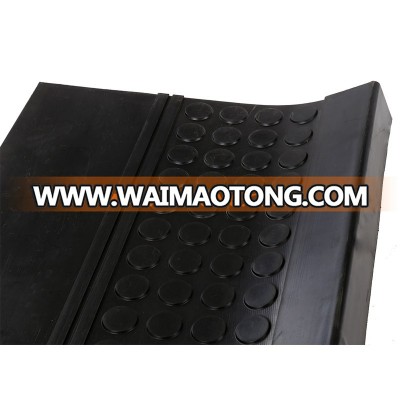 Environmental Protection Customized Replacement Stair Treads Nose ,No Slip Yellow Non Slip Stair Nosing Outdoor